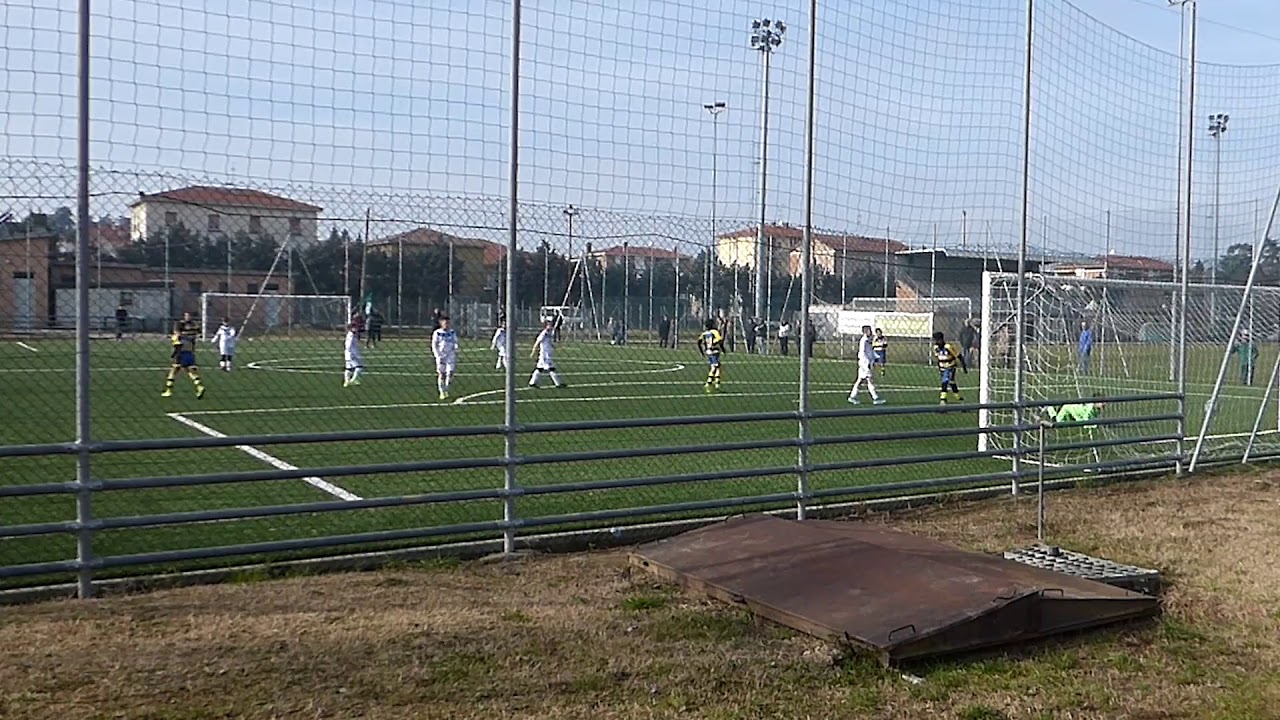 Under 10, Test Match: Parma-Brescia, gol di Stefano Waldner - YouTube