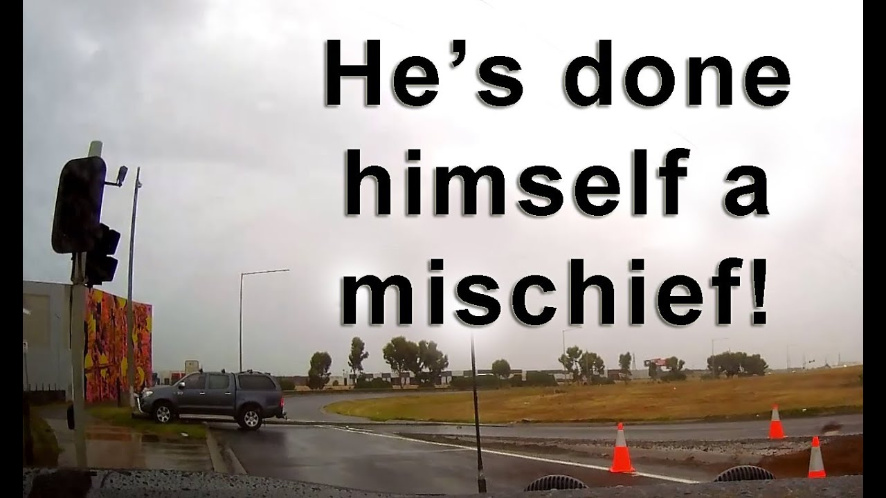 Dash Cam Owners Australia April 2021 On the Road Compilation - YouTube