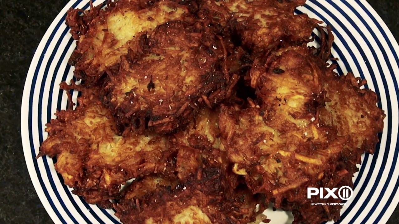 Hanukkah 2017: How to Make Perfect Latkes for Every Taste Preference