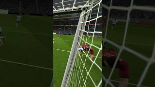 What a crazy header by this player #PES2025  #eFootball2025  #PESGameplay  #PESGoal