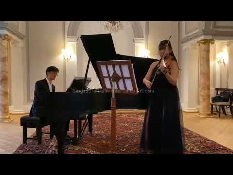 Violinists