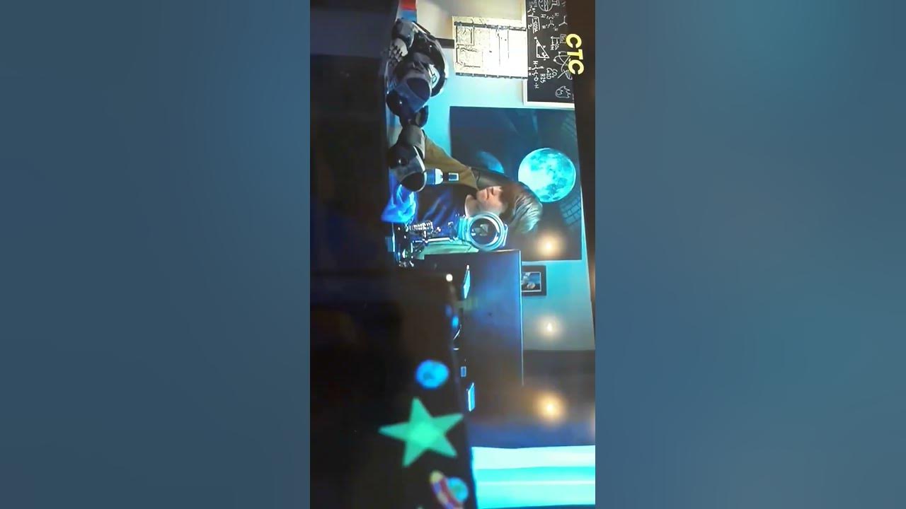 премьера робот ари 2020 - YouTube