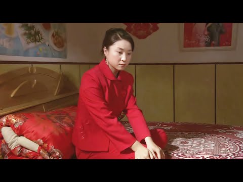【幺妹】男子进城打工，把女友托付给好兄弟照顾，回村却发现两人已经结婚