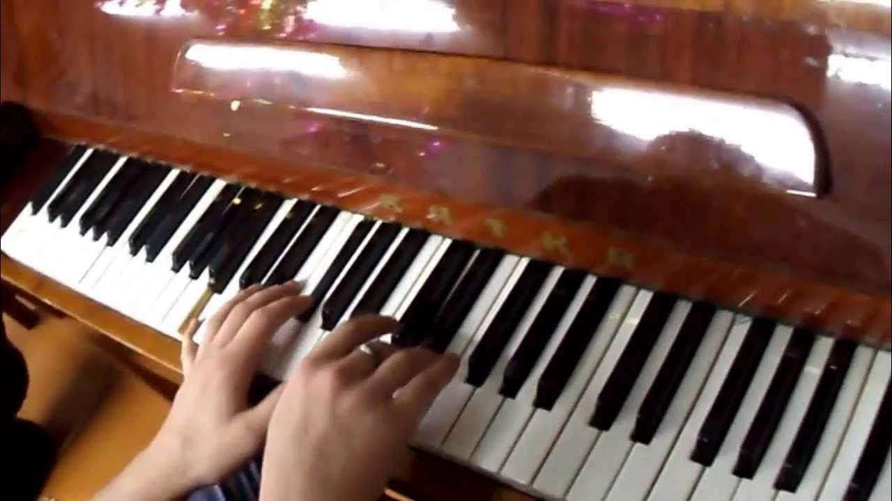 Фортепьяно минус. Фортепьяно минус. Между нами на пианино. Фортепьяно минус. Игра на пианино эминем.