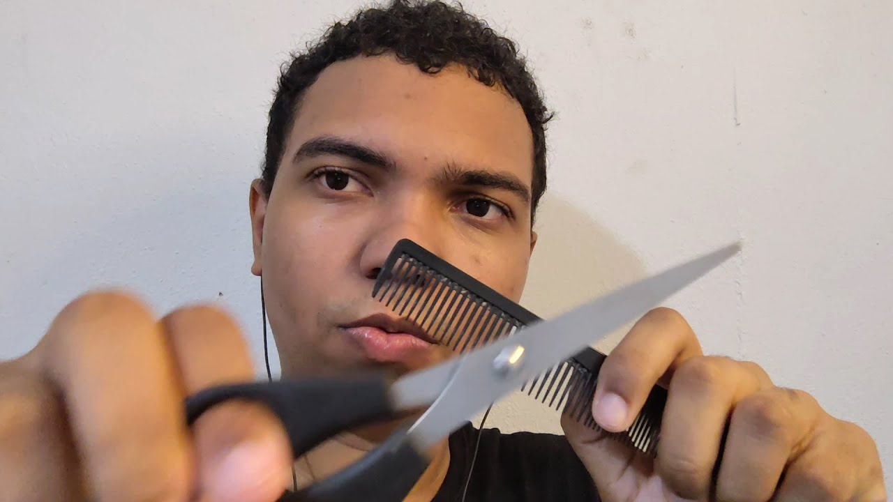 Cortando o seu cabelo | ASMR ROLEPLAY BARBEARIA (Meu primeiro roleplay)