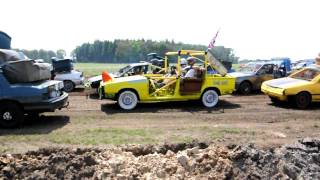 Download Lagu doll weekend 2010 gele volvo MP3