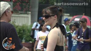 Download lagu Bundaran Hotel Indonesia - Jakarta 2013 (Original Audio)