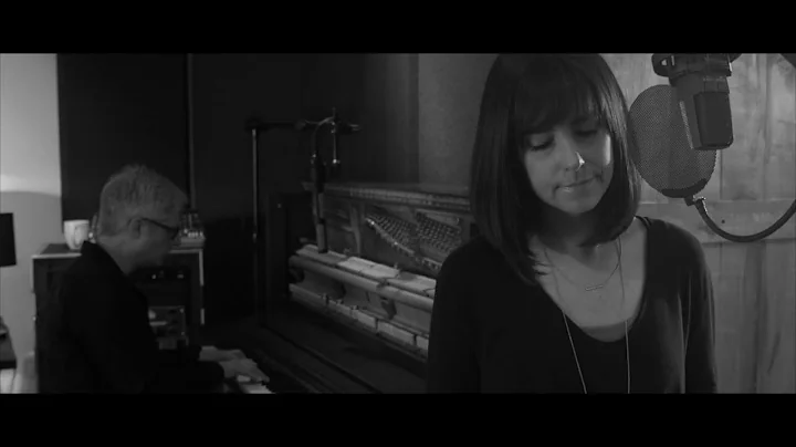 Meredith Andrews w/ Matt Maher - I Look To The Kin...