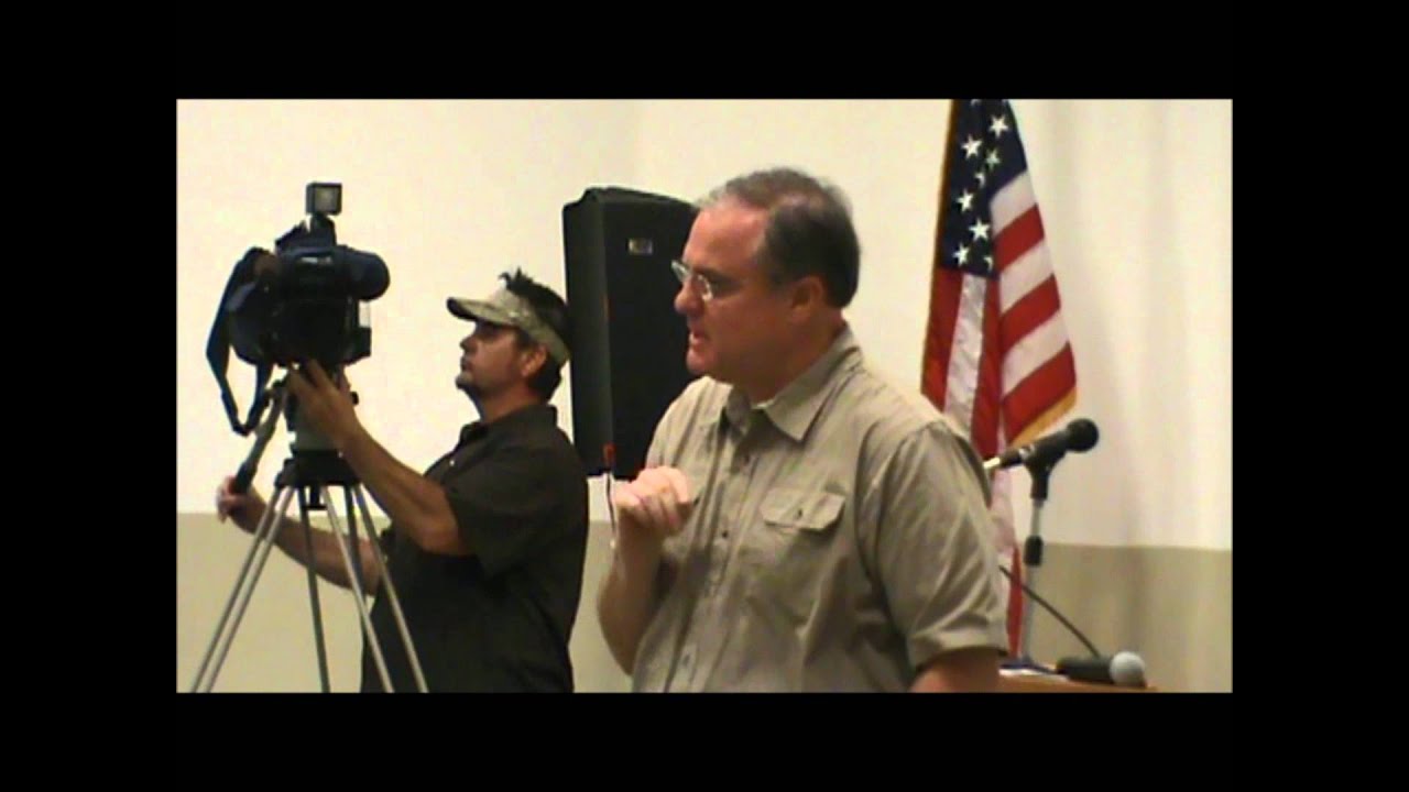 Newtown Father Confronts Mark Pryor About His Background Check Vote