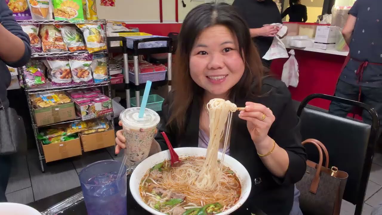 Tuaj txog Fresno lawm mus noj fawm ua hmo qab kawg li nawb December 27, 2025