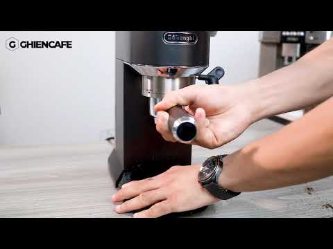 Video Dùng thử máy pha cafe gia đình Delonghi EC685 BK -... - youtube