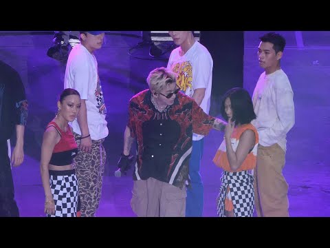 백댄서 다독이는 지코 (ZICO) ‘괴짜 (Freak)’ 4K Cam (SEOUL E-PRIX) (220814)
