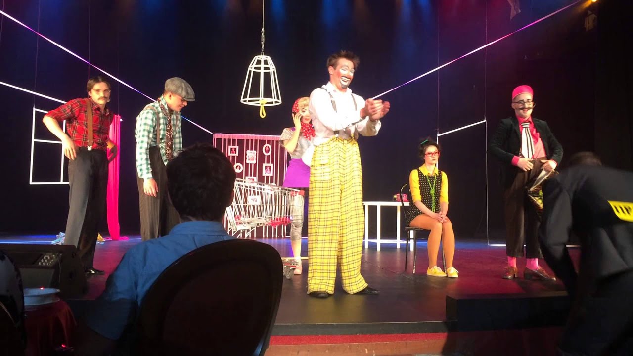 Театр "БУФФ". Зеркальная гостиная... - YouTube