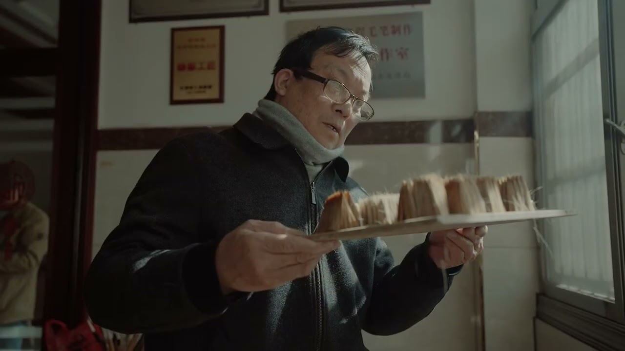 Zhou Pengcheng and his Story with Wengang Brushmaking