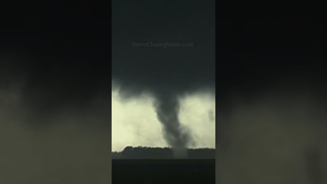 Multi-Vortex Tornado Madness! August Storms #shorts