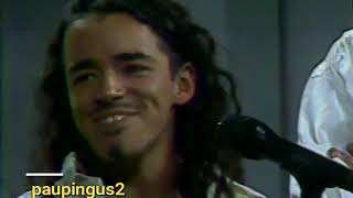 Paco Stanley entrevistando a Cafe Tacuba en Andale