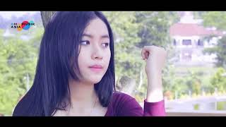 Download Lagu NISYA PANTURA - KEPALSUAN CINTA MP3