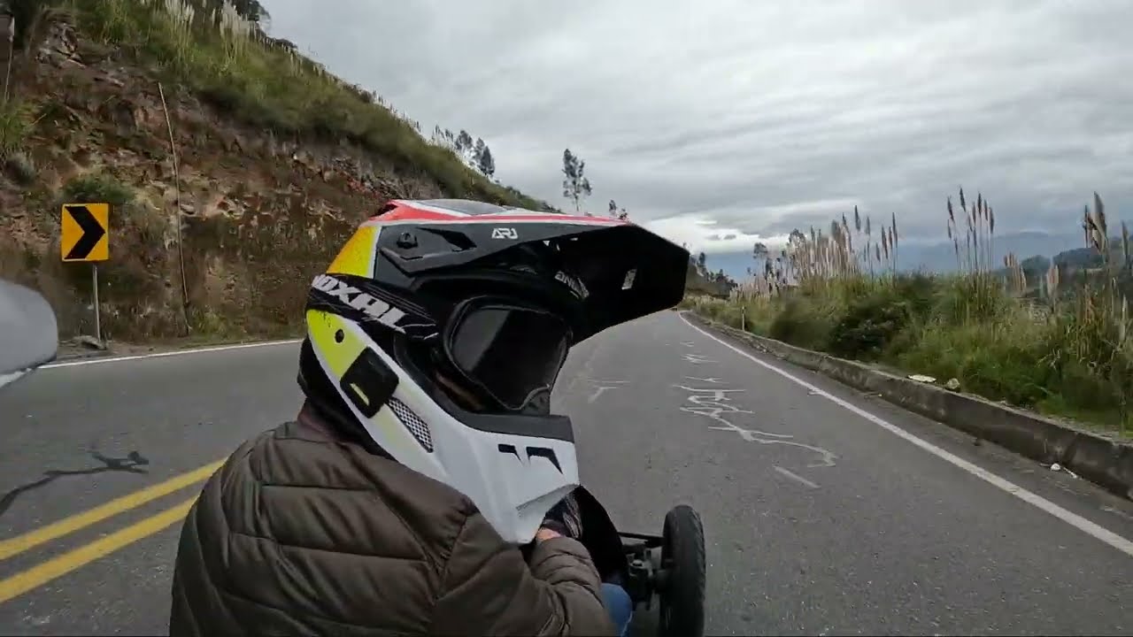 CARRERA DE COCHES PUJILI - 2022  DESCENSO CON PROBLEMAS MECANICOS.