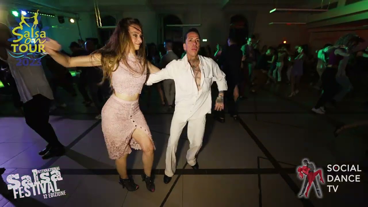 Jhonny Vasquez & Letizia Volpi - Social dancing | Salsa On Tour Festival 2023 (San Vincenzo, Italy)