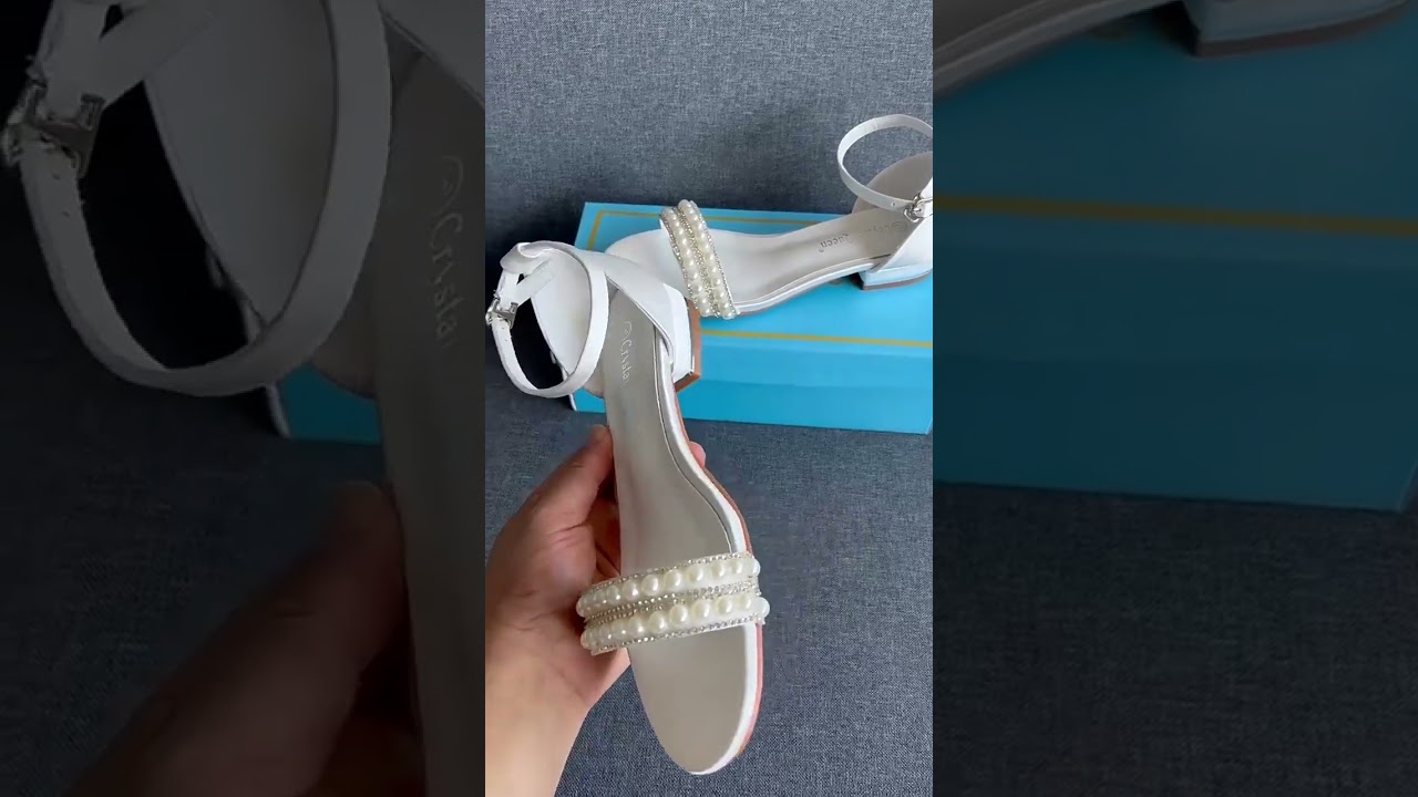 Chic / Beautiful White Pearl Flat Wedding Shoes