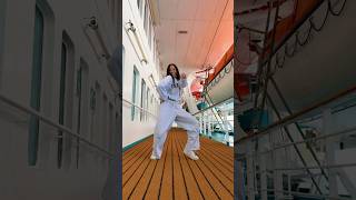 NICOLE LAENO NO HANDS DANCE 😍💃🏻🔥 #trend #hiphop #choreography #semesteratsea #sasfa26 #voyage138