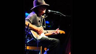 Tony Joe White - The Guitar Don't Lie (Lake Placid Blues) chords