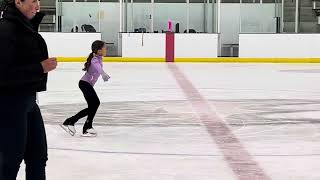 Alira Salikova pe prelim freeskate test