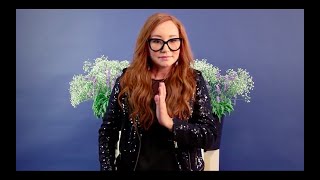 Tori Amos being extra INFJ for 5 minutes straight