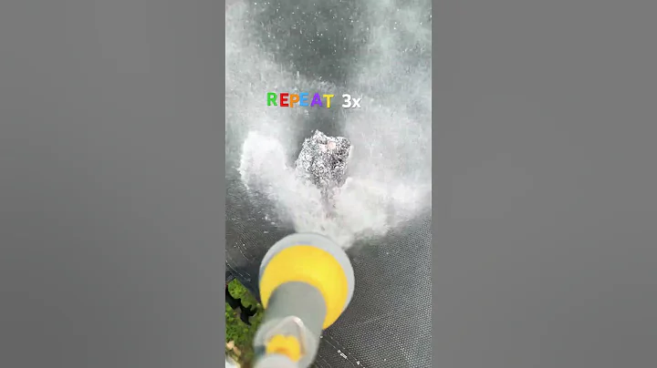 Iridescent hematite from Graves Mountain, Georgia 📍 🌈