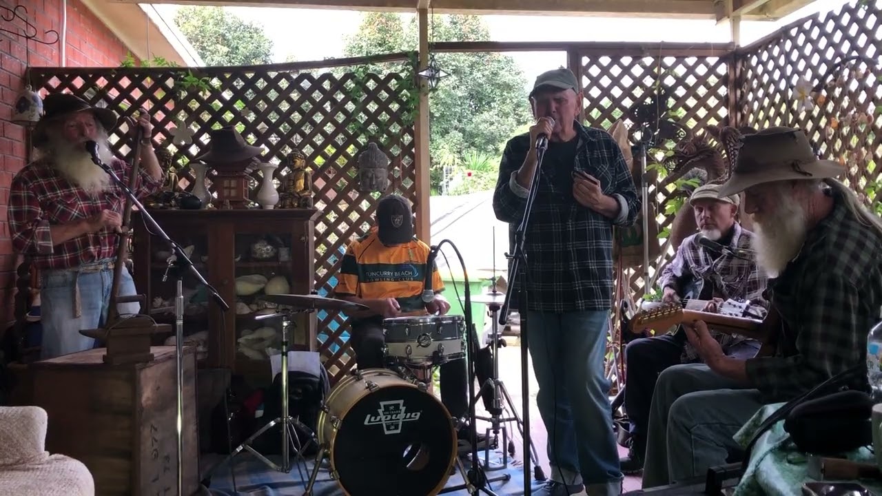 You Got To Move [Trad.] by The Possum Scratchers , vid by Juliette Lane.