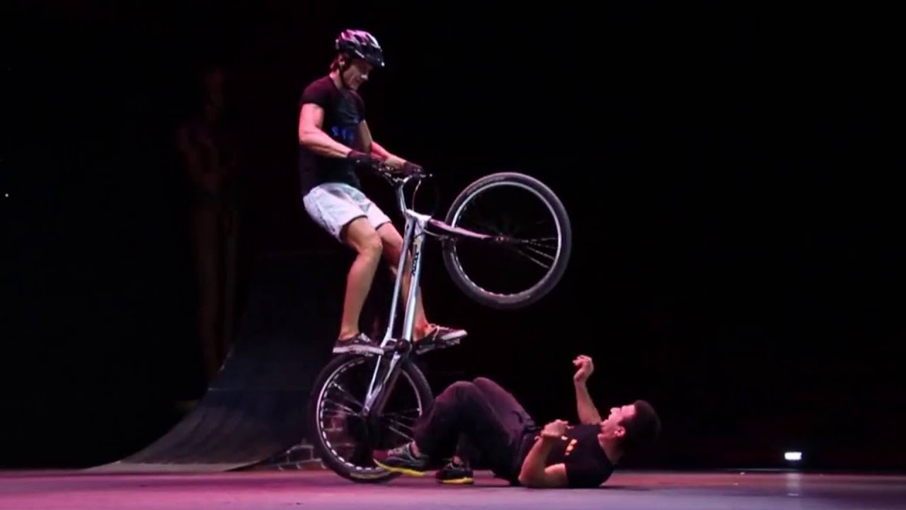 MonsterBikes extreme show.