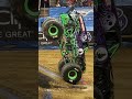 Wheelie + Jump in #MonsterTruck#OffroadOutlaws#GamingShorts#OffRoad#Shorts