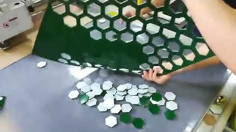 5MM laminated rubber sheet die cut AOKE DCZ70 CNC flatbed cutter plotter sample carton box maker