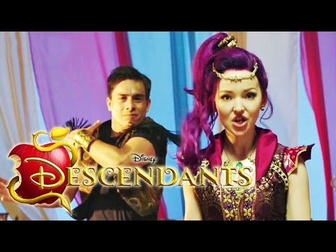 Genie in a Bottle | Descendants Songs