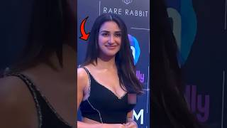 Award Night Glamour! Kriti, Ameesha, Manisha &amp; Annet Ne Loota Show 😱 #shorts