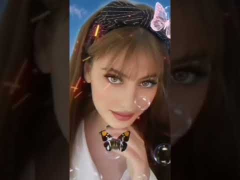 Gençliğimi çağırdım gelmiyor geri tek başıma kalmış yalnız biriyim