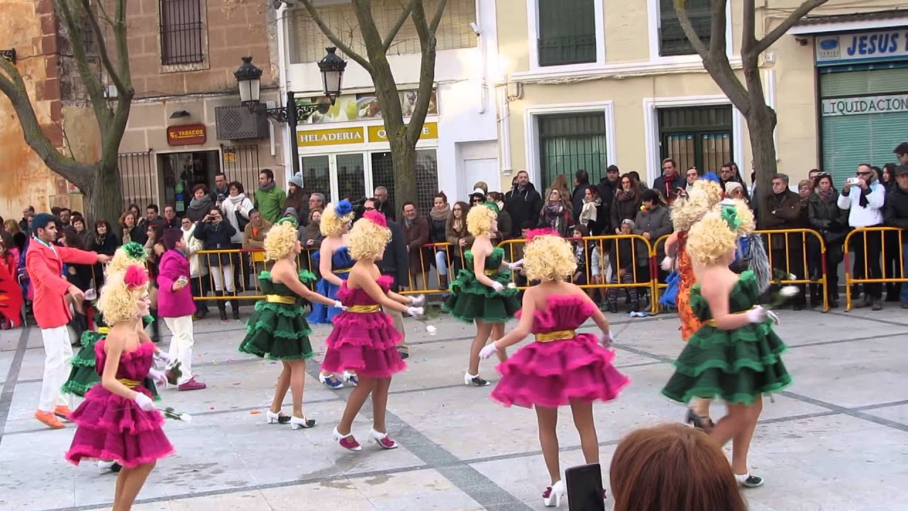 DEMENTES. Carnavales campo de criptana 2015. Los juegos del hambre