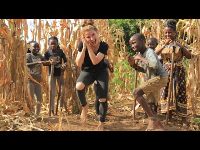 Masaka Kids Africana Dancing Joy Of Togetherness ft 3wash_hip_hop & Karina Palmira class=