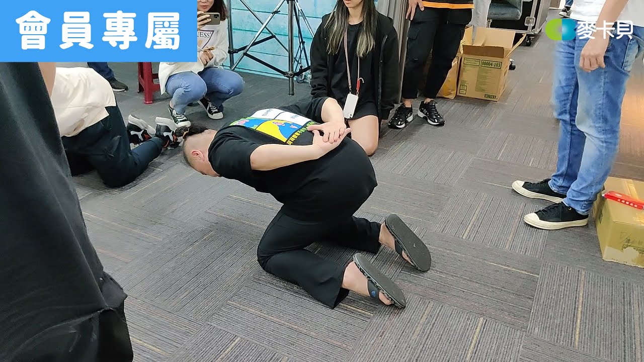 [Behind]這動作女生無法邰哥反而可以!?