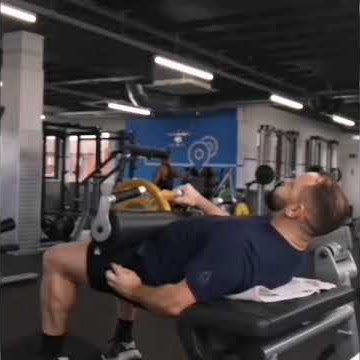 glutes day #workout #legsday #hairygay #Friday #gayhairy #glutes #gluteworkout