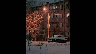 wires - the neighbourhood [speed up/nightcore] Resimi