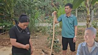 Khanh's mother revealed a major secret about her pregnancy to Hoang. screenshot 5