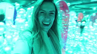NEW CAR \u0026 BUBBLES PLANET EXPERIENCE UTRECHT - VLOGMAS 22.