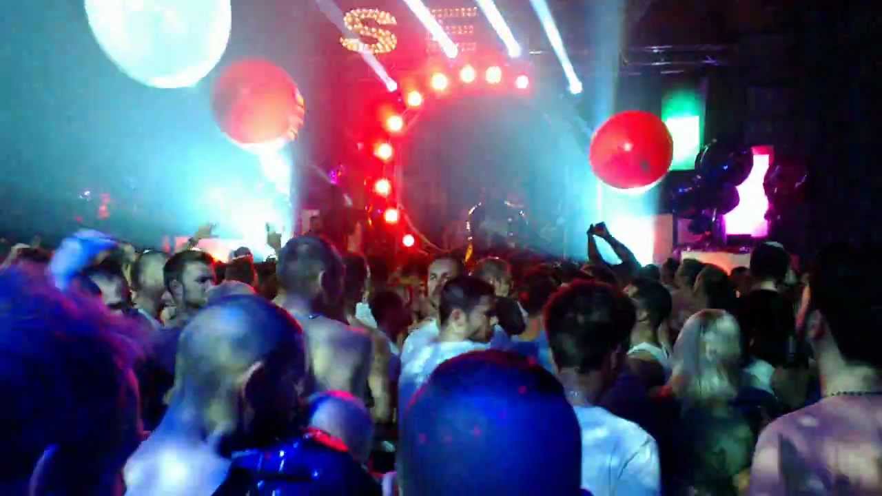 Guarda 12120012 su YouTube Guarda 12120012 su YouTube