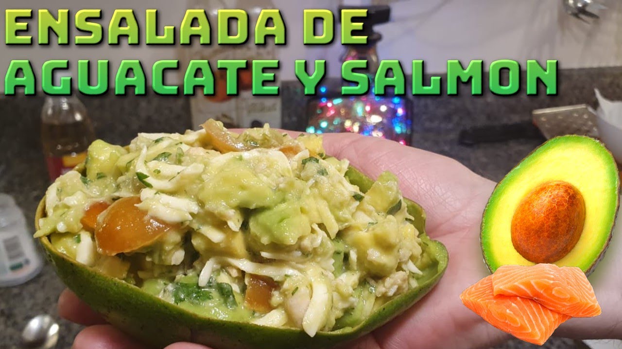 ENSALADA DE AGUACATE Y SALMÓN
