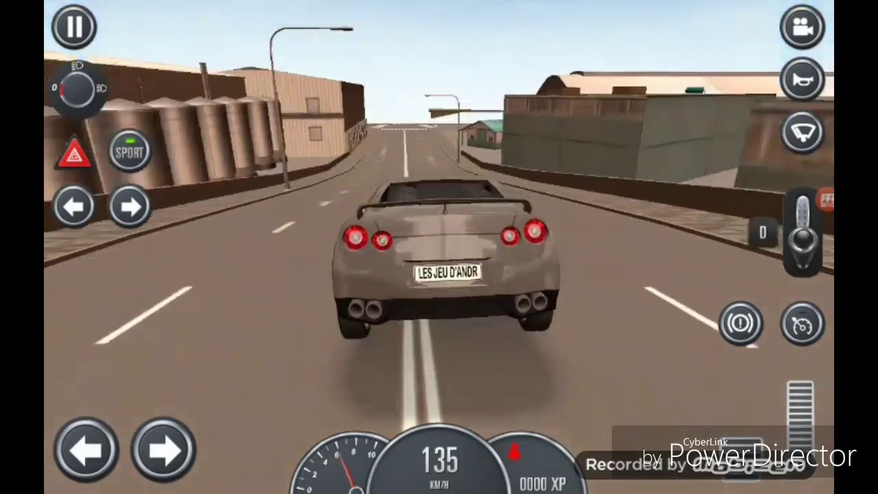 Driving School 2016 Nissan GTR vs Driving School 2017 Nissan GTR 🏁🏁