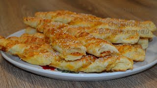 Слоеные сырные палочки. Puff cheese sticks.