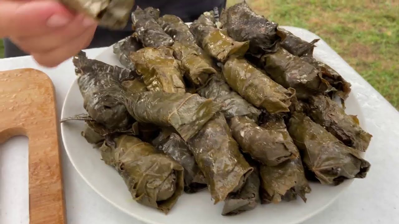 Рецепт долмы с соусом из мацони
