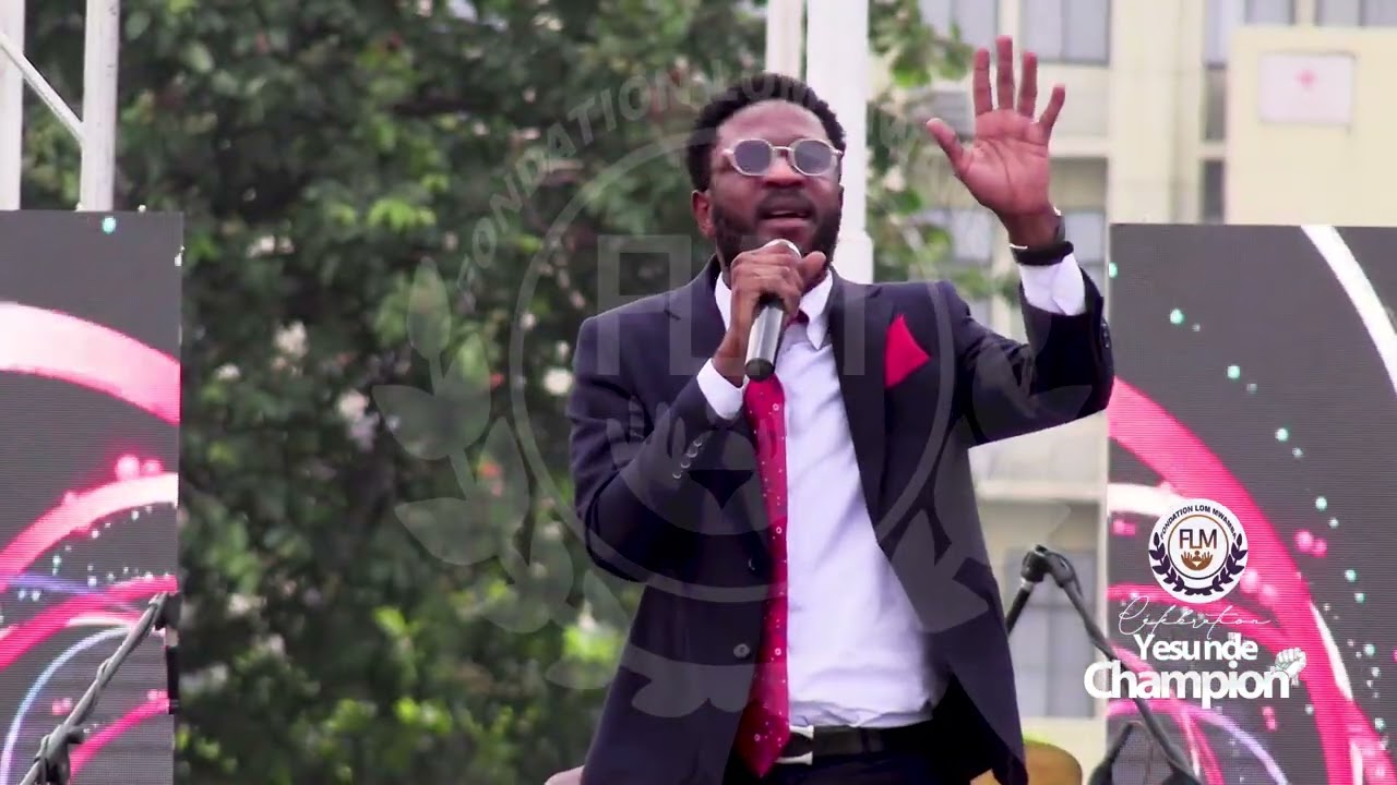 FR MECHACK  KAKOL  YESU NDE CHAMPION   PALAIS DU PEUPLE