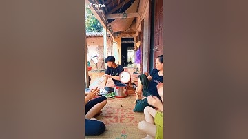 Cơm chan nước mắt